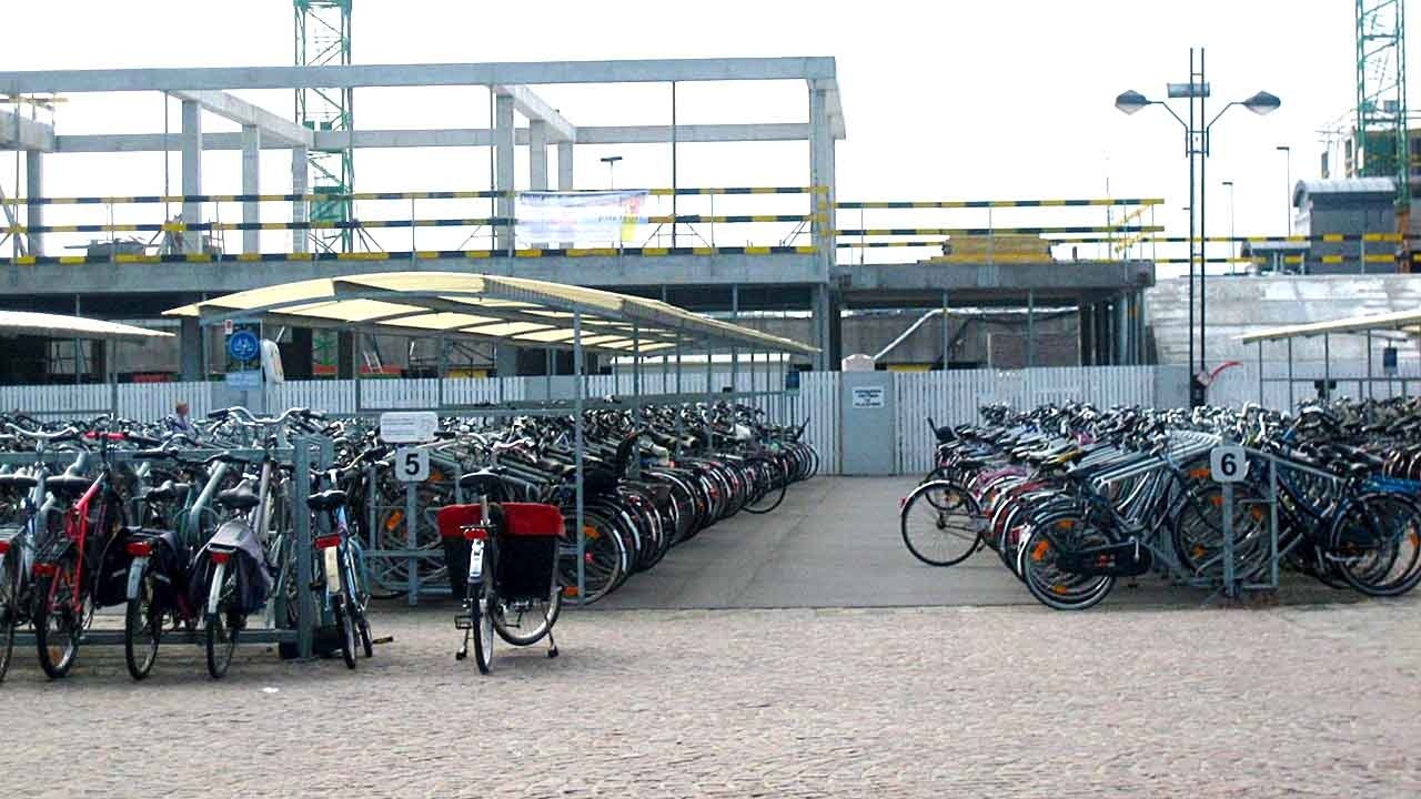 Approvate le linee guida per i cicloposteggi nelle stazioni