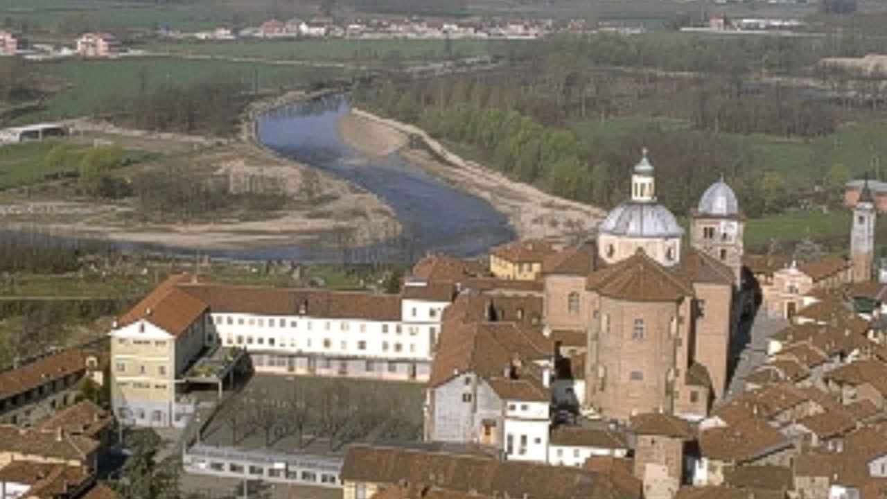 Abbazia di Fruttuaria bici &Dintorni