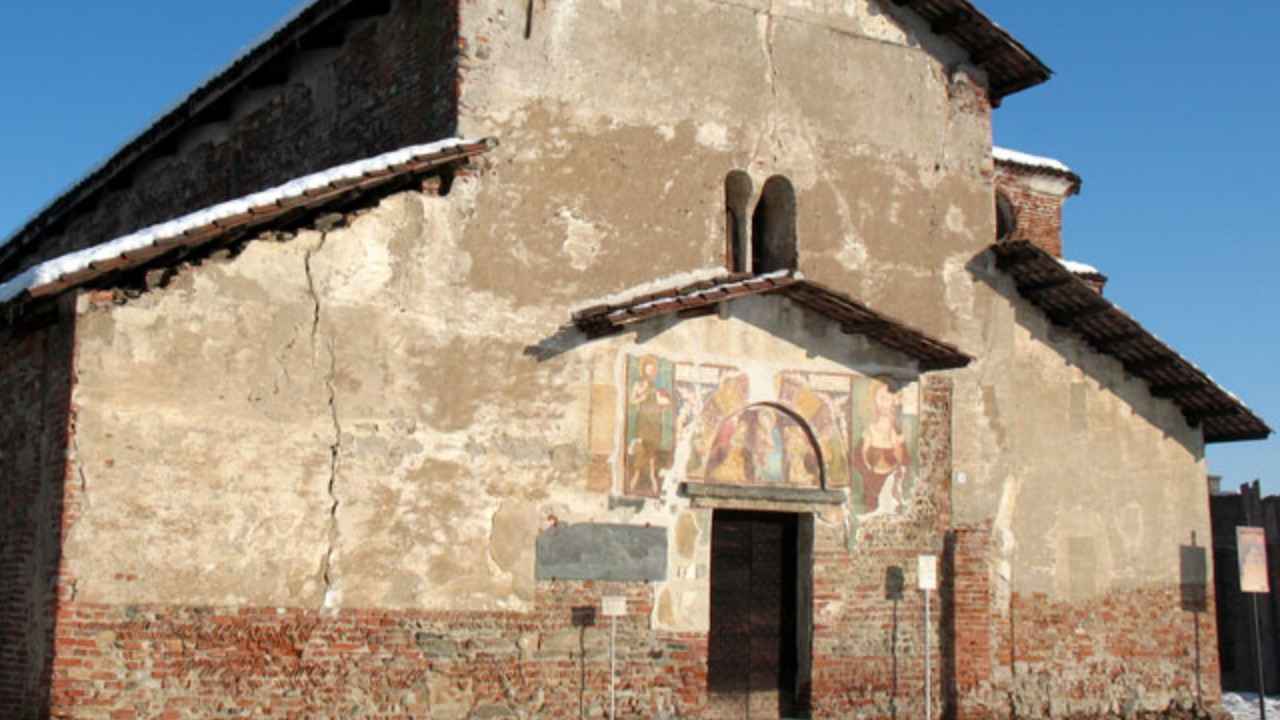 CHIESA PLEBANA DI PIOBESI bici &Dintorni